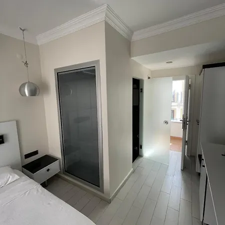 Cle Boutique 4* מרמריס