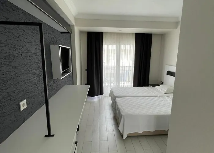 Cle Boutique 4*