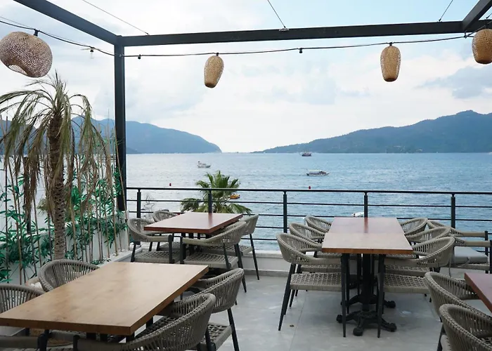 Cle Boutique Hotel 4*