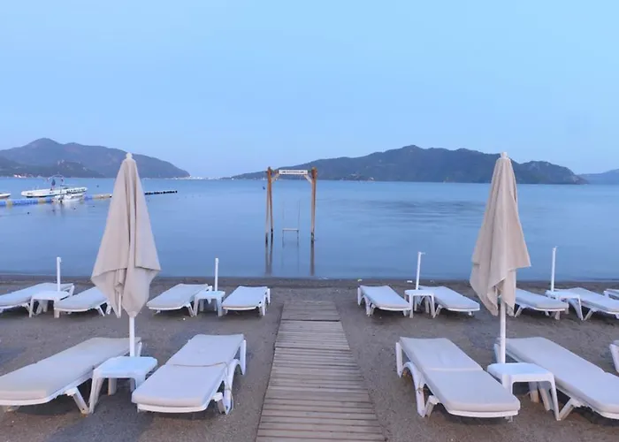 Cle Boutique Hotel 4*