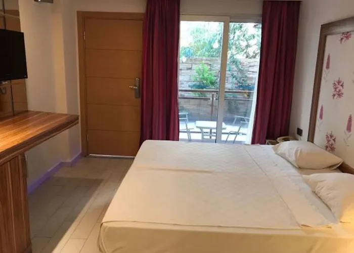 Cle Boutique Hotel