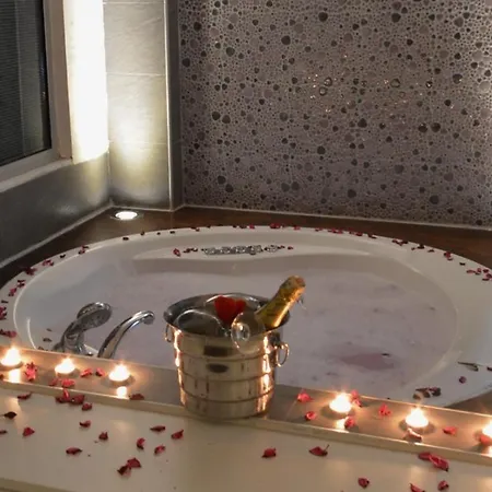 Hotel Cle Boutique 4*