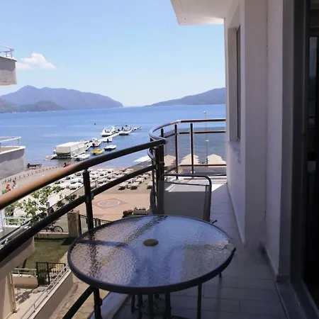 Cle Boutique Hotel 4*