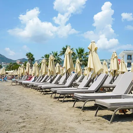 Cle Boutique Hotel 4*